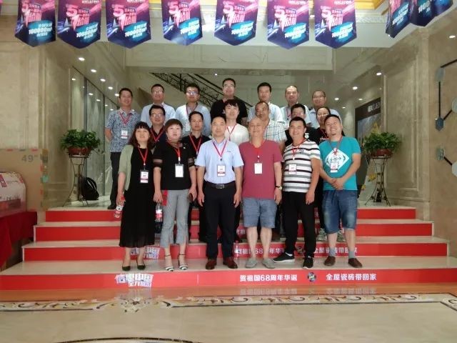 仿古砖加盟,仿古砖招商,仿古砖十大品牌,金达雅瓷砖,喷墨砖