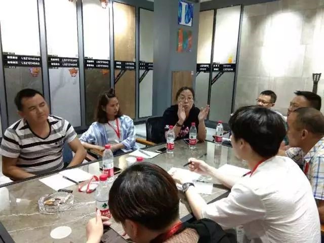 仿古砖加盟,仿古砖招商,仿古砖十大品牌,金达雅瓷砖,喷墨砖