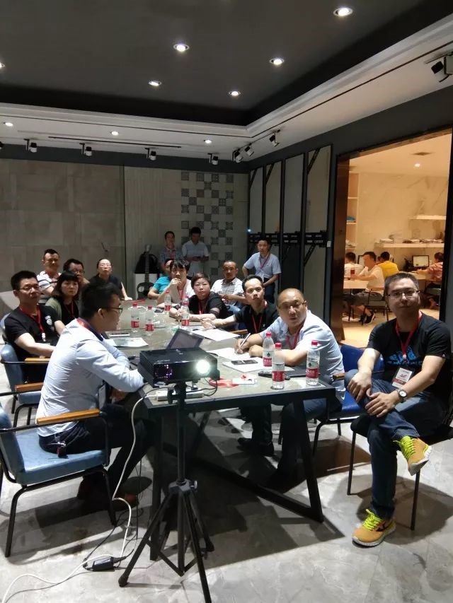 仿古砖加盟,仿古砖招商,仿古砖十大品牌,金达雅瓷砖,喷墨砖